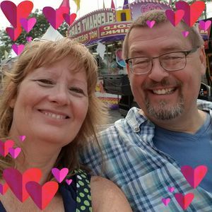 Meet your Posher, Lura